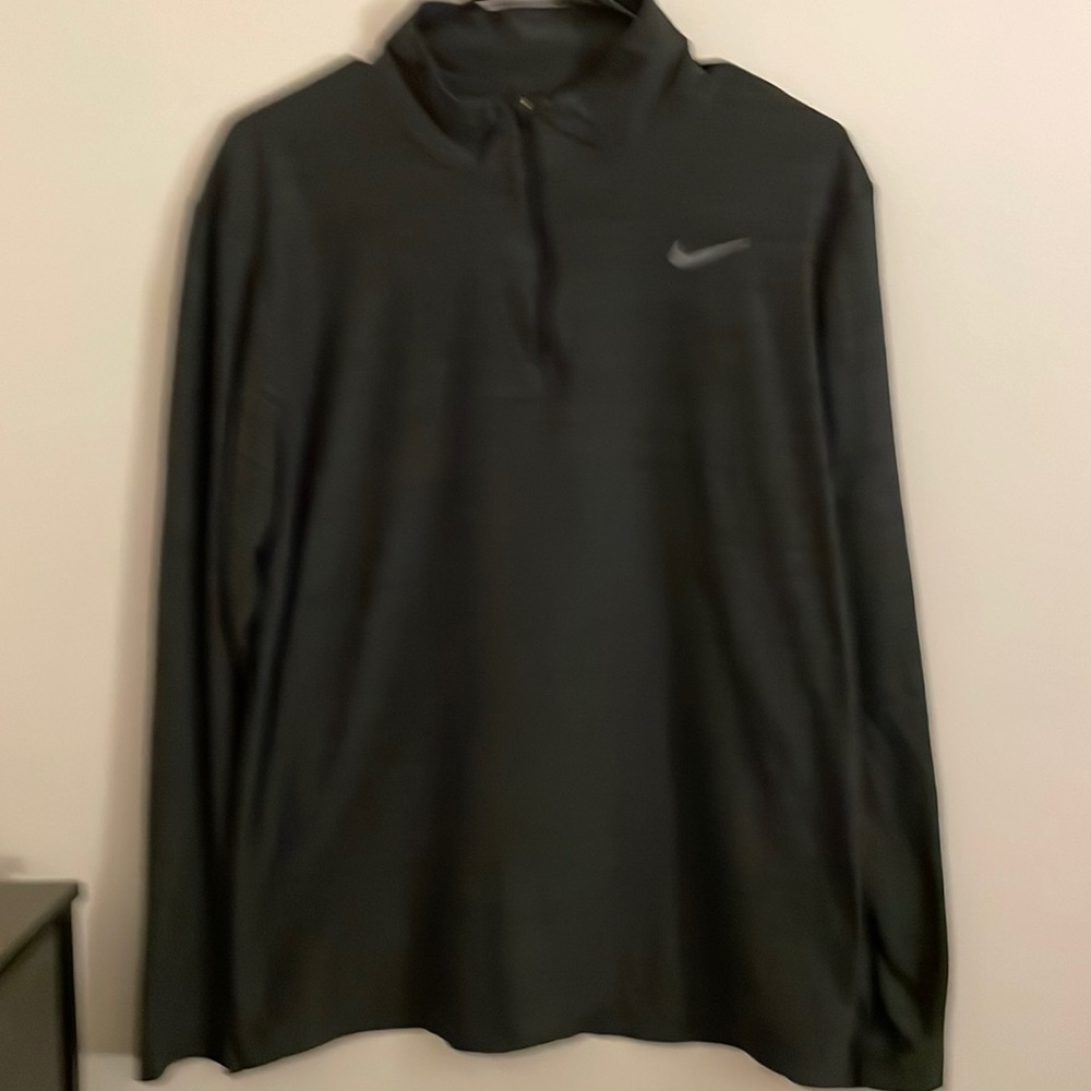 Nike dry fit half zip pull over